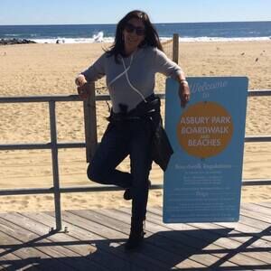 Meet your Posher, Joy